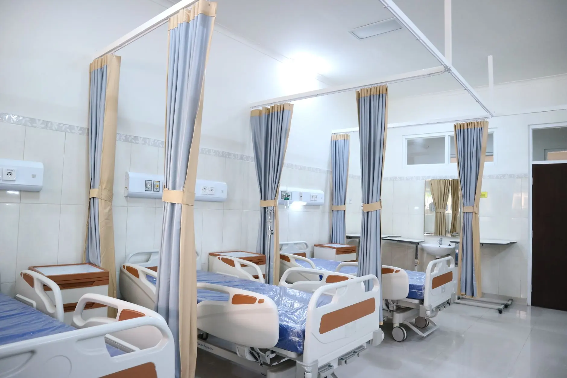风管机与中央空调对比：重庆住宅项目如何选型与安装规划