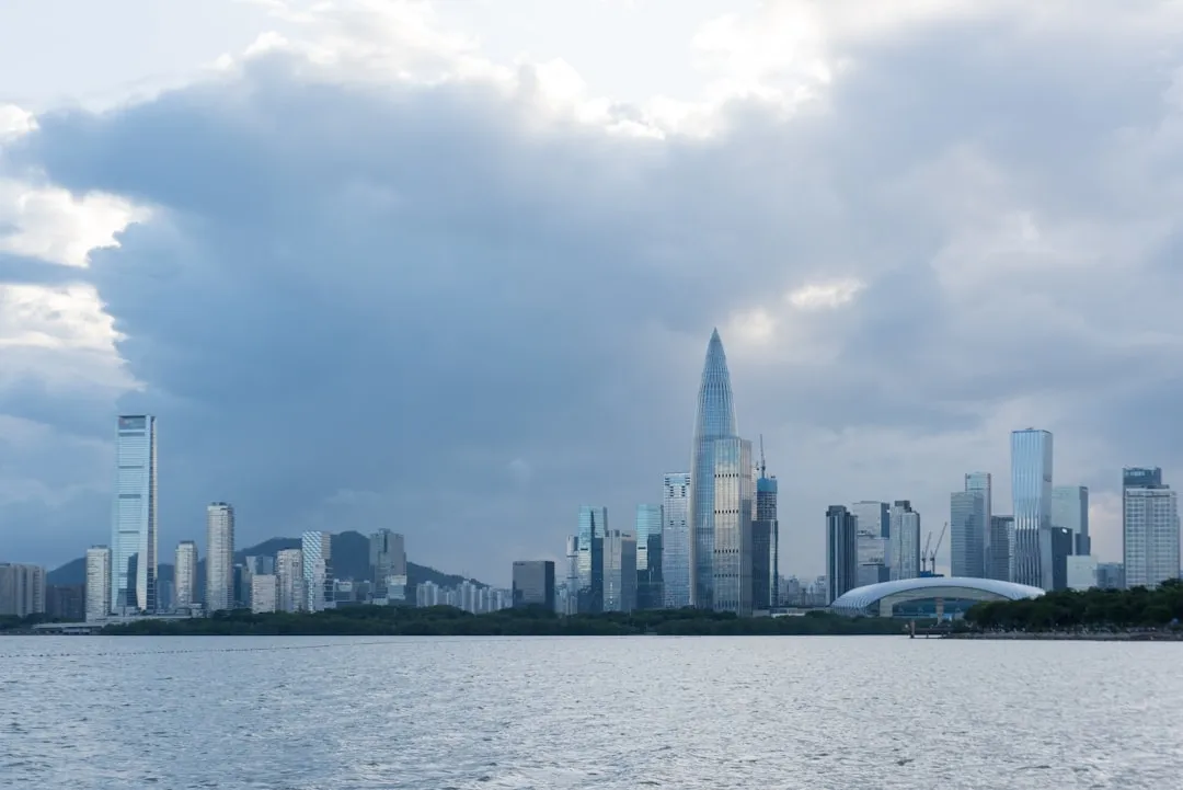 风管机与多联机在住宅项目中的选型对比及安装要点