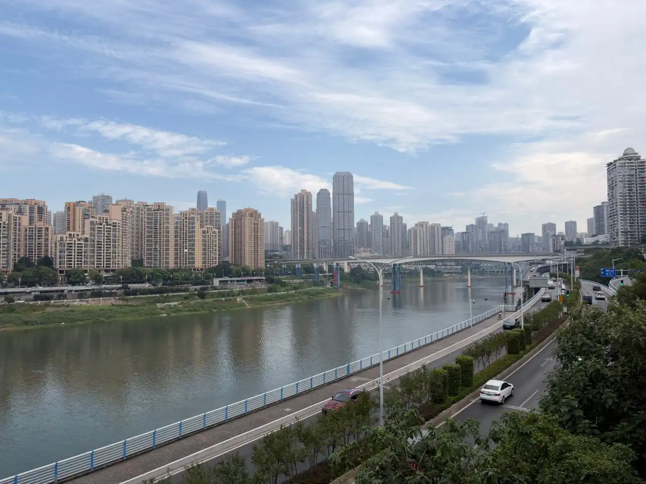 风管机与多联机在住宅项目中的选型对比及安装要点